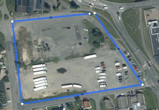 Skärmdump av foto med ritat staketärende.